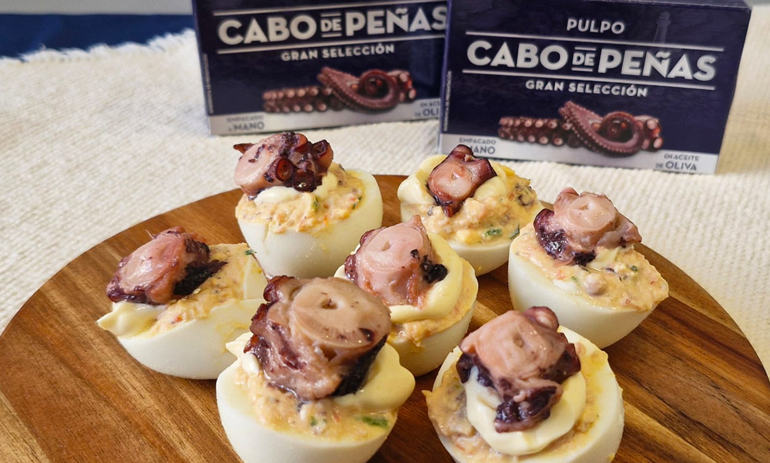 Huevos rellenos con pulpo CABO DE PEÑAS
